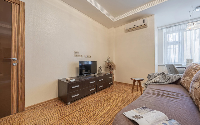 Квартира на Невзоровых