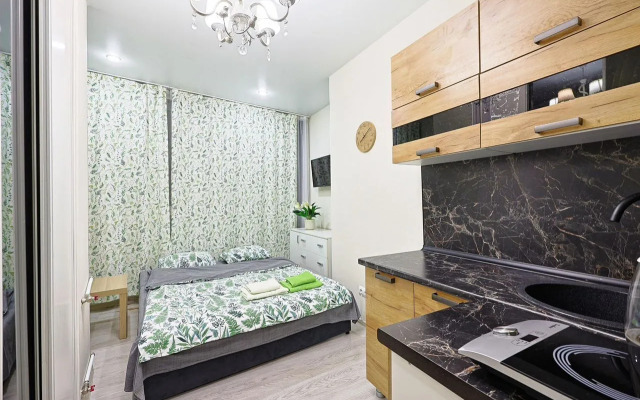 Квартира студия светлая в апарт-отеле Октава