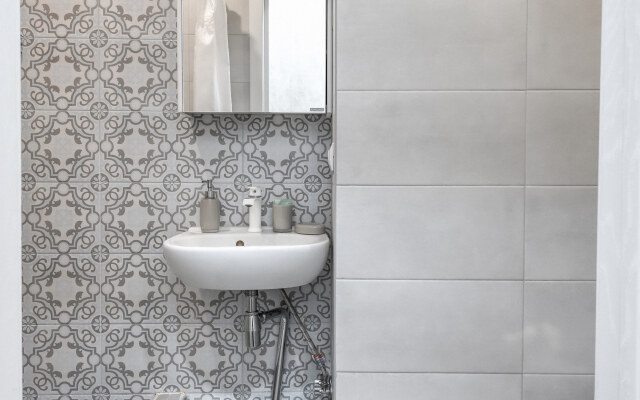 Krasivyi v stile "Provans" u morya v ZhK "Barselona Park" Apartment