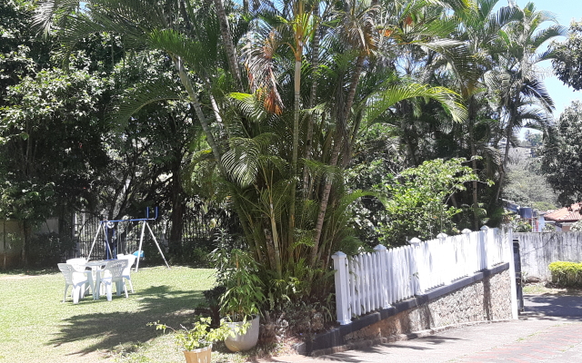 Kandy Green View Bungalow Guest House
