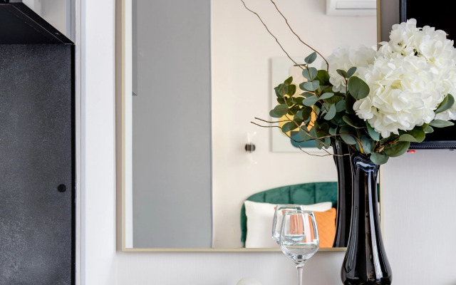 Апартаменты Квартира студия SUNNY DAY, Берёзовая аллея 19к3