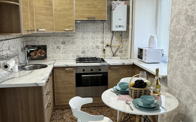 Romantika v tsentre Flat