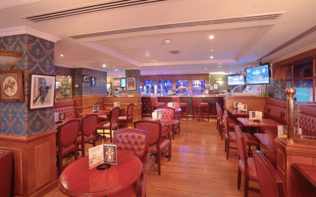 Arabian Courtyard Hotel & Spa