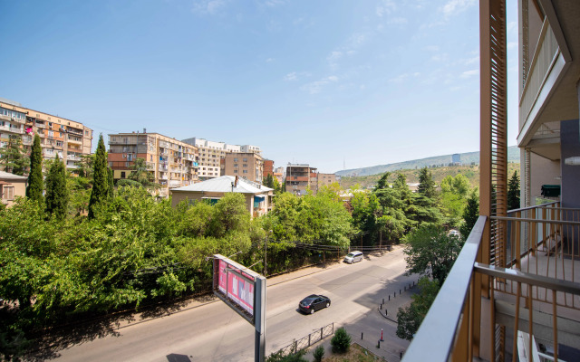 S Vidom na Gorod i Mtatsmindu Apartments