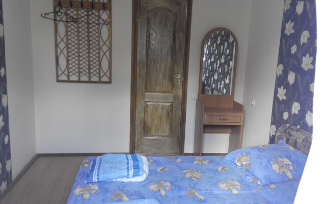 Chehova 19 Guest House