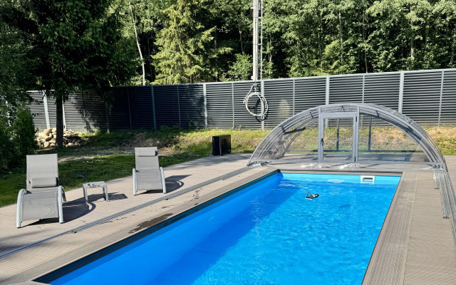 Частный дом С летним бассейном 3 спальни