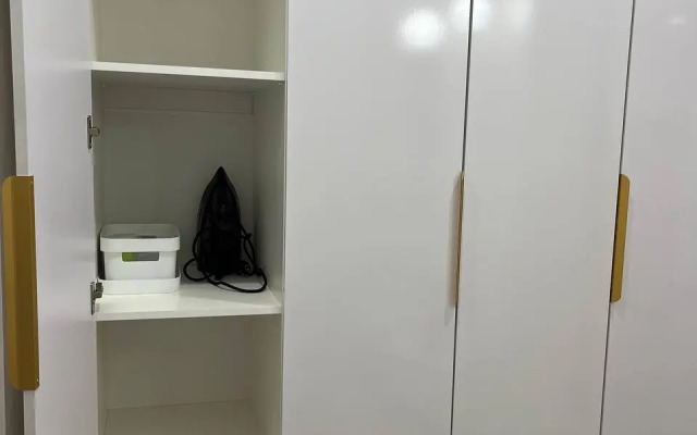Helenrooms - Uyutnaya Kvartira Na Naberezhnoy Flat