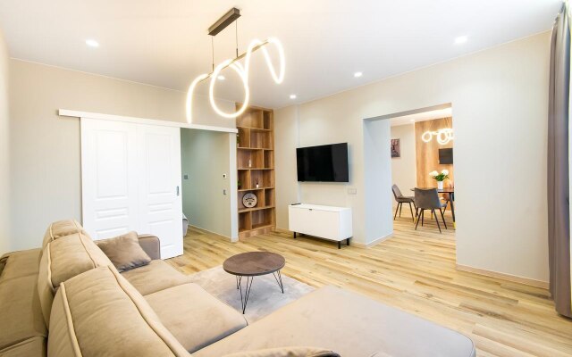 Апартаменты Небо Первая Линия 17