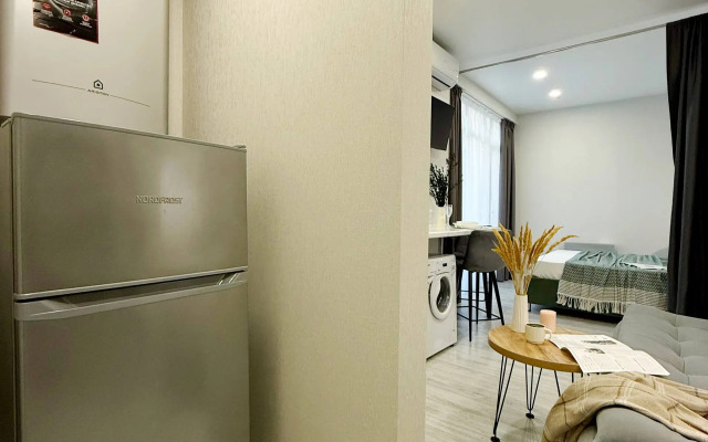 Апартаменты с балконом. 3 минуты до пляжа. Для четверых гостей.