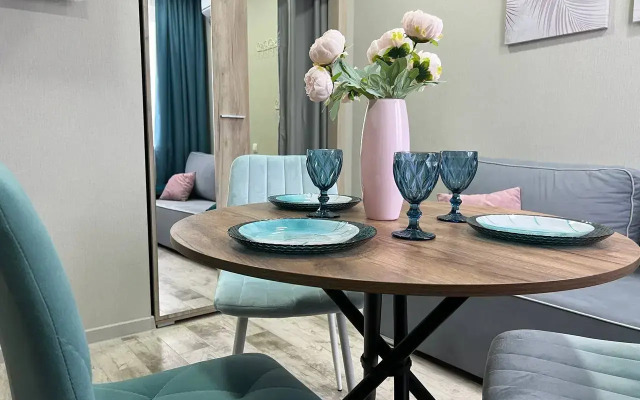 Shestimestnye Odnokomnatnye Lyuks Apartments