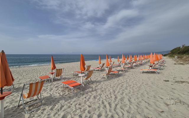 Hotel Villaggio Club Dolomiti Sul Mare