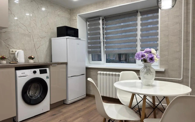 Na Vokzalnoy 7-145 Flat
