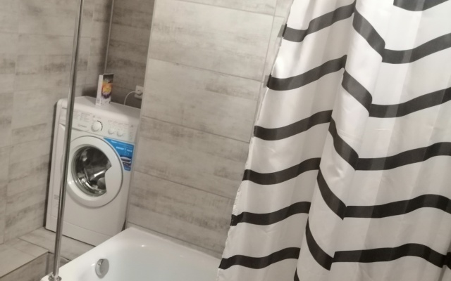 Studiya Na Shakhterov 66 (21 Etazh) Apartaments