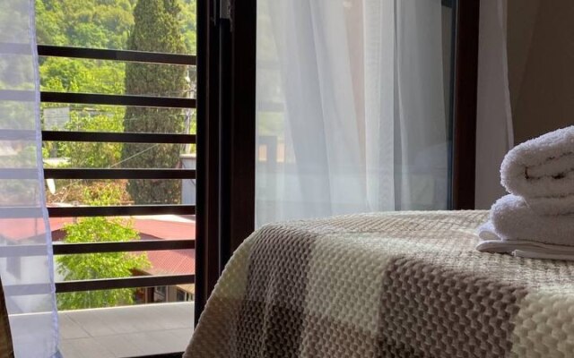 A-More Gagra Mini-Hotel