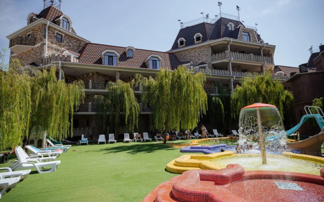 Resort Zamok U Morya