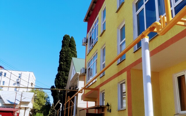 Na Gvardeyskoy Apartments