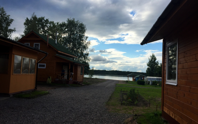Admiral Uyutny Prichal Guest House
