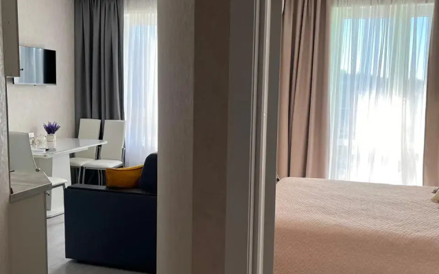 S Vidom Na More I Gory Apartment