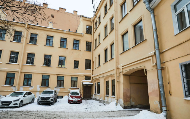 FlatStay Chaykovskogo 6 Apartments