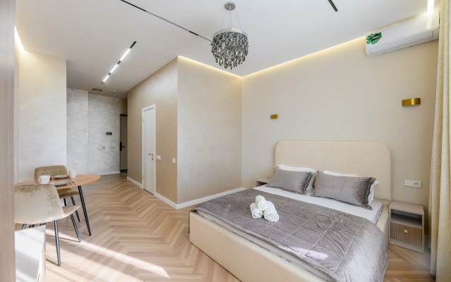 V Zhk Meridian, Ryadom s Arbatom Flat