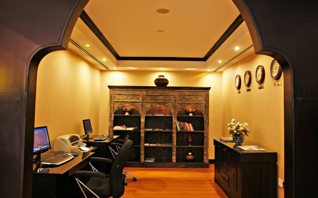 Arabian Courtyard Hotel & Spa