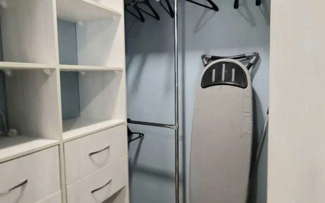 Квартира на Александра Усольцева 25