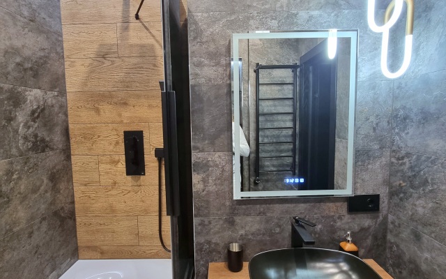 Elitnye Tryohkomnatnye Dizaynerskiye Na Volochaevskaya 87 Apartments