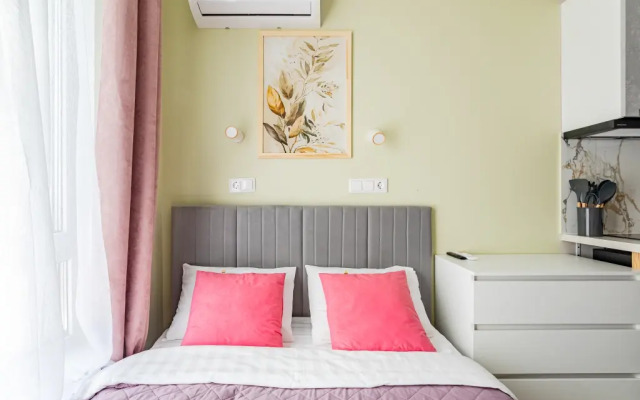 Апартаменты InHome24 Стильная Студия у Станций Метро Стрешново и Войковской