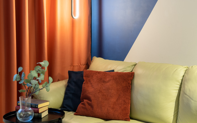 Апартаменты Salvador Dali Apartment