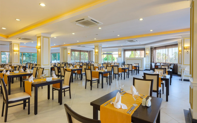 Aydinbey Famous Resort - Ultra All Inclusive