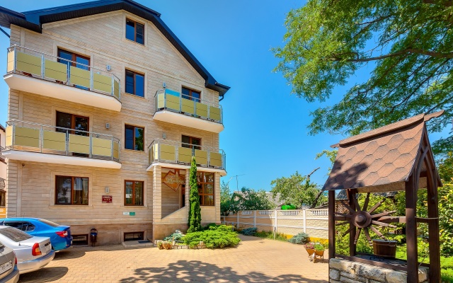 Kiparis Hotel
