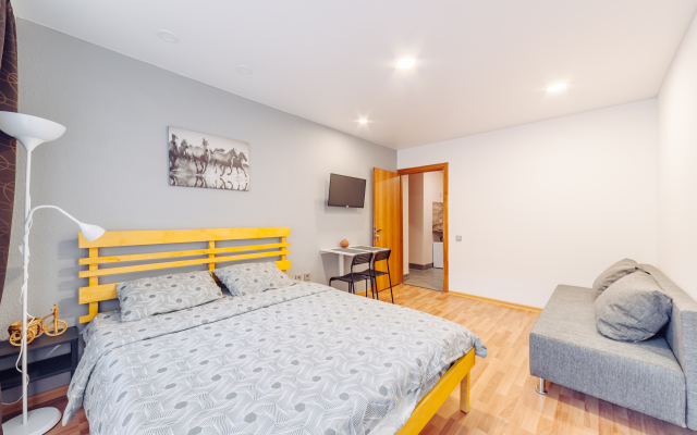 Апартаменты UyutnoEKB Краснолесья 16/3