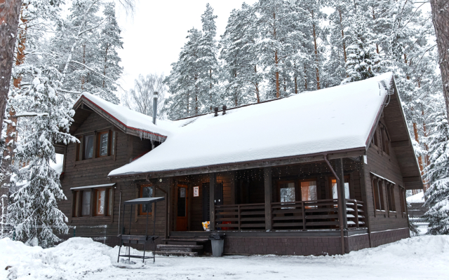 Tsarstvo-Korolevstvo Hotel