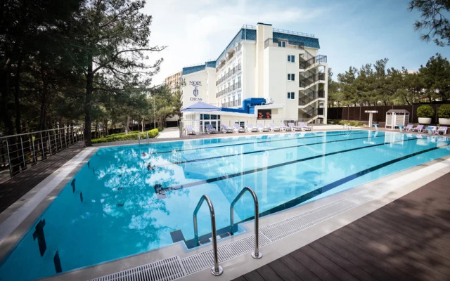Hotel More