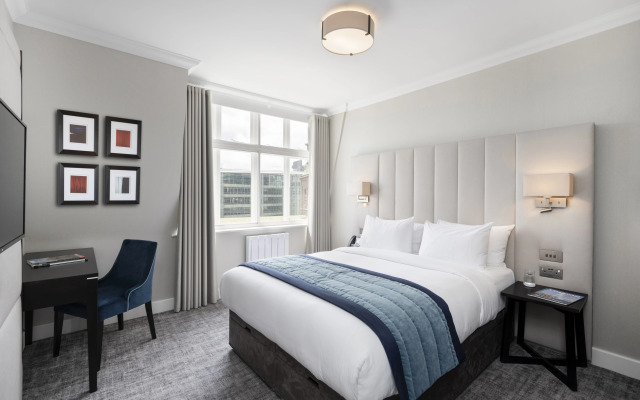 Hotel Tower Residences by Blue Orchid