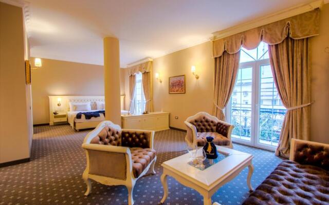 The LOT Boutique Hotel