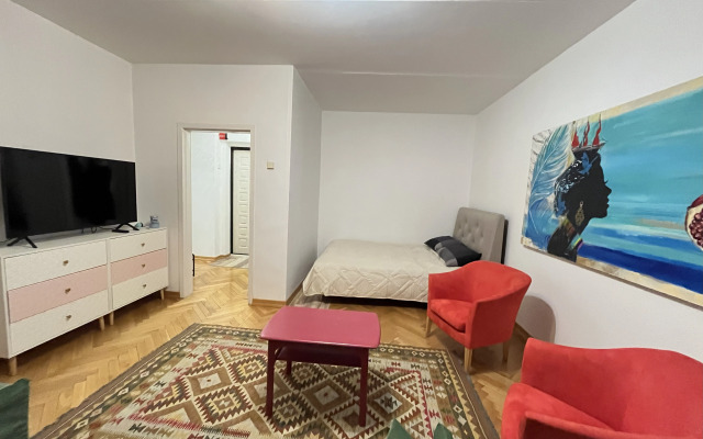 Квартира м. Смоленская — Квартира-атиха у Арбата