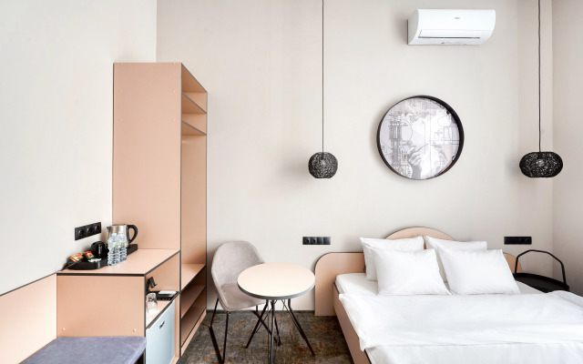 Отель Тесла