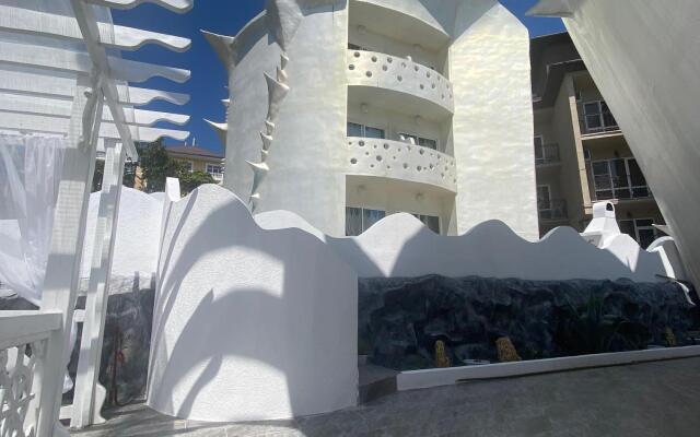 Apartment Seashell