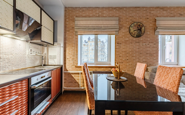 Uyutnaya U Teatra Opery I Baleta Flat