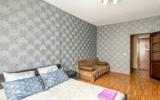 Na Zhukovskogo 18 Flat