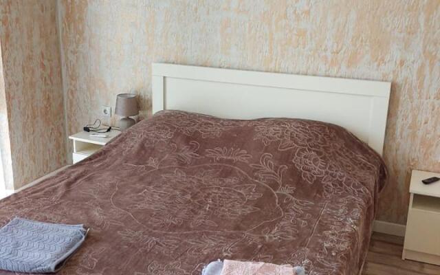 Bon-Amour Inn Guest House