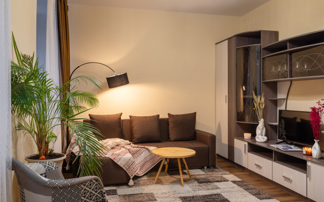 S Dvumya Spalnyami Vozle Kremlya Flat