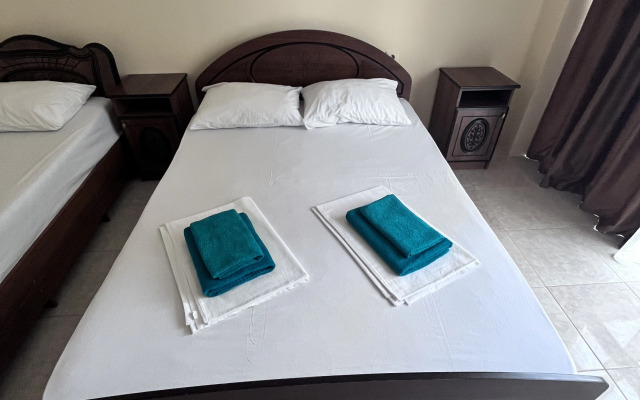 Hristaki Guest House
