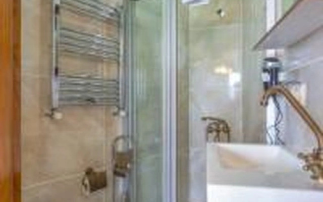 Sea House Suites