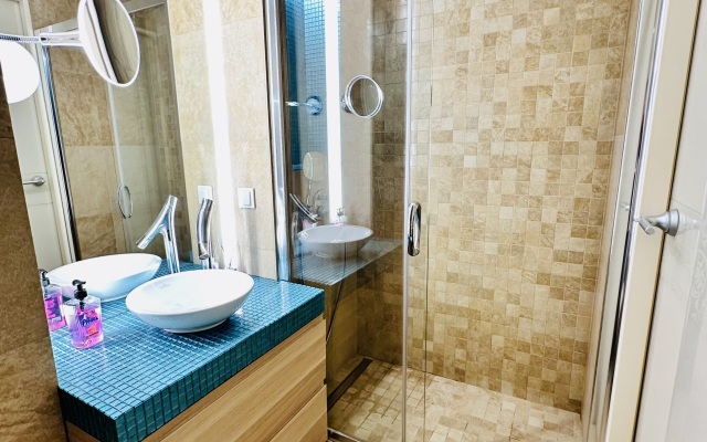 Апартаменты HotelRoom24 Грузинский переулок 12