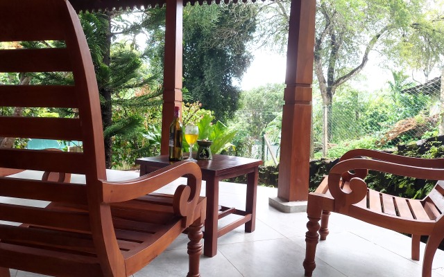 Dinoos Weligama Villa