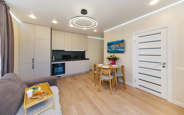 Green Palace 6 S Podogrevaemym Basseynom Krugly God Apartment