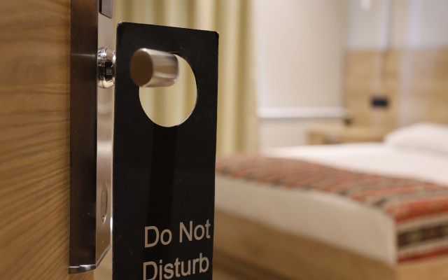 Andor Hotel