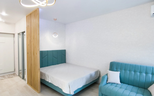 S Balkonom I Vidom Na Sosnovy Bor Flat